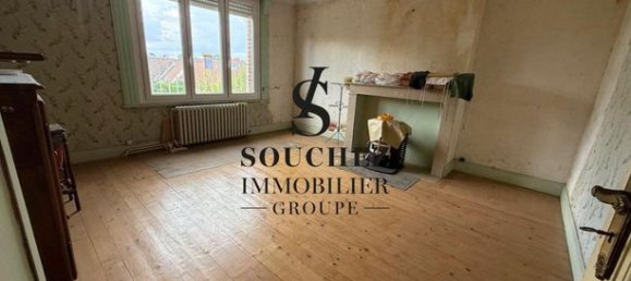 4 bedrooms House in Arras, France No. 313080 8