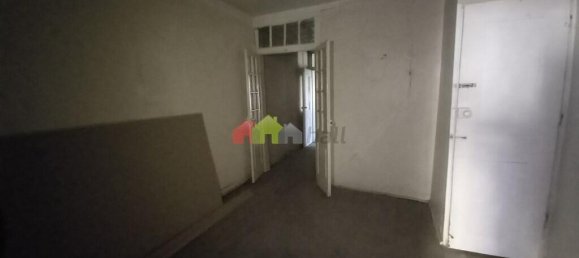 208m² Building in Lisbon, Portugal No. 102637 19