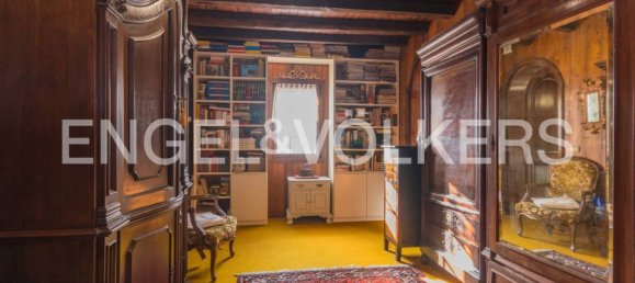 5 bedrooms House in Jesolo, Italy No. 109299 14