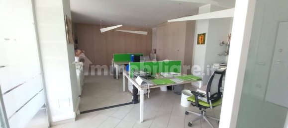 Oficina en Potenza, Italy 130 m² No. 342986 12