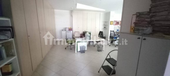 Oficina en Potenza, Italy 130 m² No. 342986 15