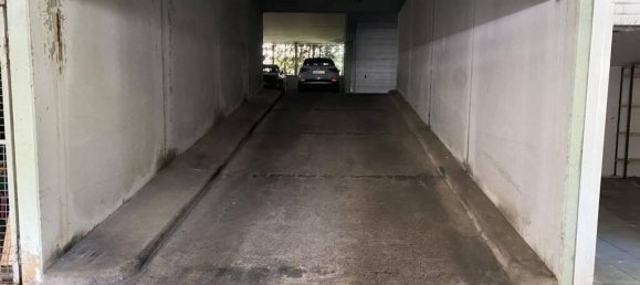 Гараж в Вольфсбург, Германия № 23408 3