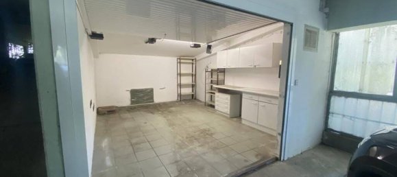 Гараж в Вольфсбург, Германия № 23408 2