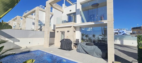 3 bedrooms Villa in Cabo Roig, Spain No. 183557 25