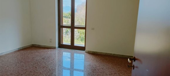 3 rooms Apartment in Salerno, Italy No. 274321 19
