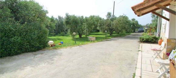 4 rooms Apartment in Montalto di Castro, Italy No. 104497 3