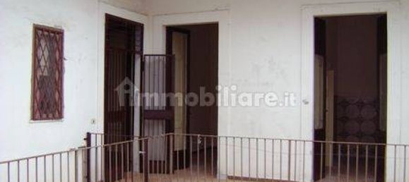 Apartamento de 2 dormitorios en Capua, Italy No. 153373 2