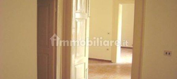 Apartamento de 2 dormitorios en Capua, Italy No. 153373 4