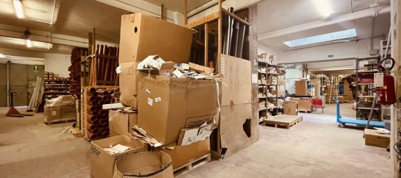 1364m² Warehouse in Genoa, Italy No. 136409 20