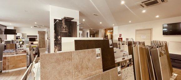 1364m² Warehouse in Genoa, Italy No. 136409 10