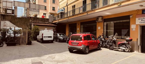 1364m² Warehouse in Genoa, Italy No. 136409 4