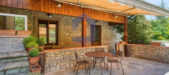 13-Zimmer Haus in Castel San Niccolò, Italy, Nr. 300299 46