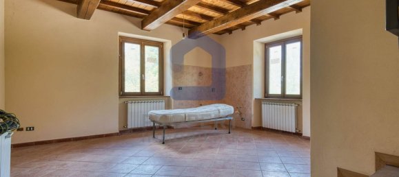 13-Zimmer Haus in Castel San Niccolò, Italy, Nr. 300299 35