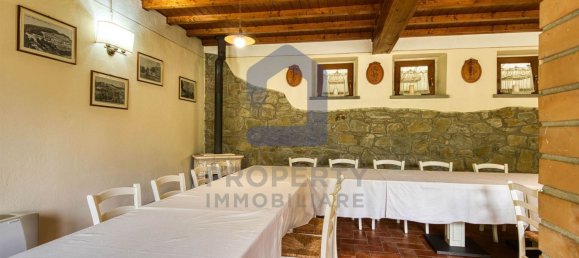 13-Zimmer Haus in Castel San Niccolò, Italy, Nr. 300299 6