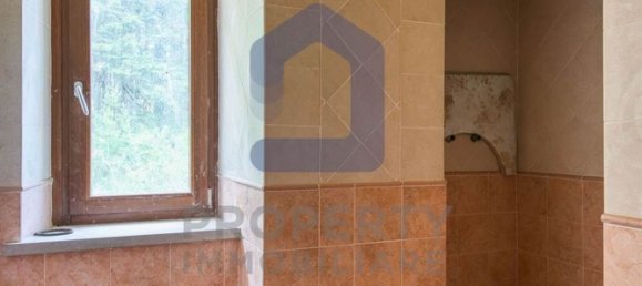 13-Zimmer Haus in Castel San Niccolò, Italy, Nr. 300299 26