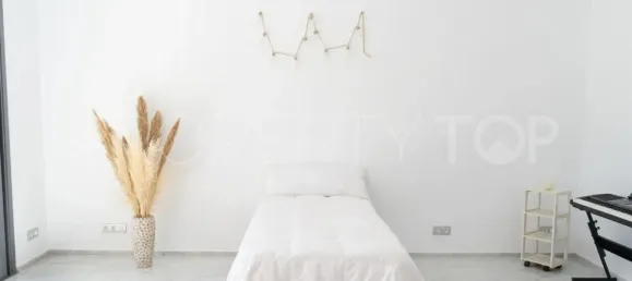 6 bedrooms Villa in Cadiz, Spain No. 146007 12