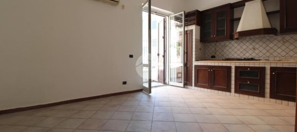 Квартира с 3 комнатами в Палермо, Италия № 235565 4