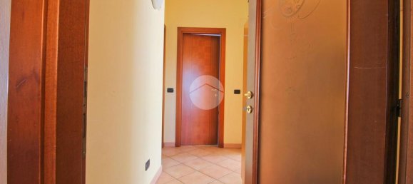 Вилла с 10 комнатами в Розето дельи Абруцци, Италия № 111122 14