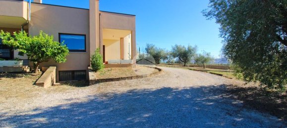 Вилла с 10 комнатами в Розето дельи Абруцци, Италия № 111122 2