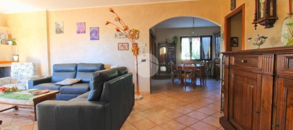 Вилла с 10 комнатами в Розето дельи Абруцци, Италия № 111122 6