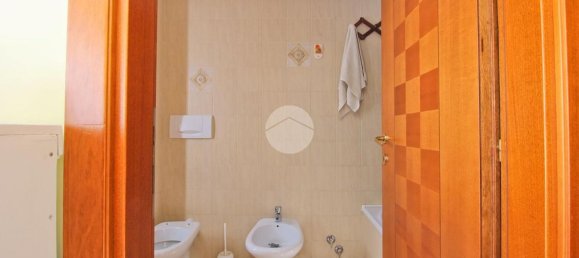 Вилла с 10 комнатами в Розето дельи Абруцци, Италия № 111122 16