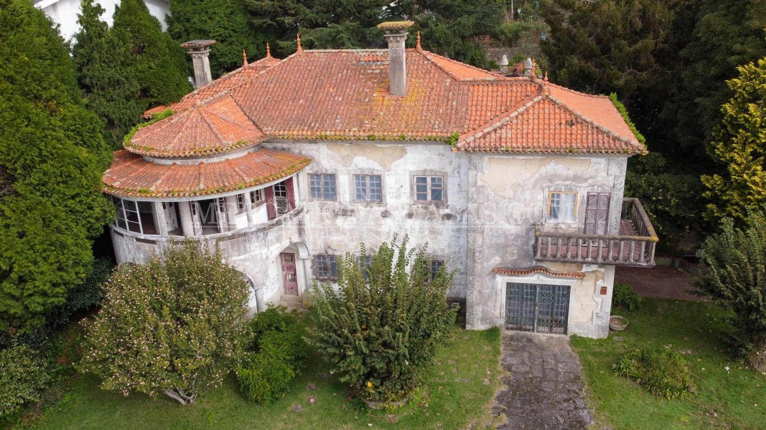 6 bedrooms Castles in Vila Nova de Gaia, Portugal No. 125325