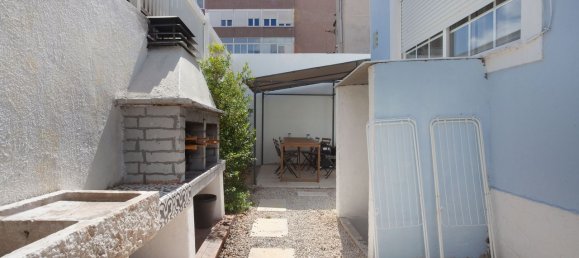 9 bedrooms House in Costa da Caparica, Portugal No. 305160 12