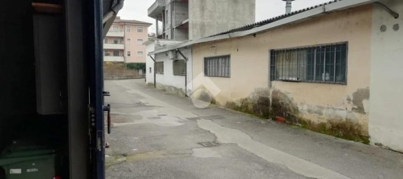 6-salle Entrepôt à Roncadelle, Italy No. 128944 16