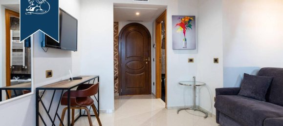 6 rooms Apartment in Rome, Italy No. 234829 11