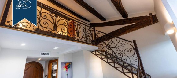 6 rooms Apartment in Rome, Italy No. 234829 13