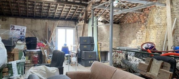  Garage in Le Mesnil-sur-Oger, France No. 310954 4