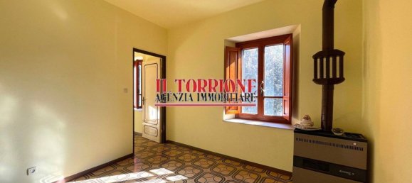 6-salle Appartement à Villa Basilica, Italy No. 290867 2