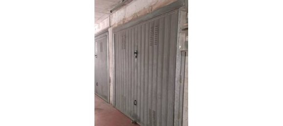 1 room Garage in Genoa, Italy No. 315212 2
