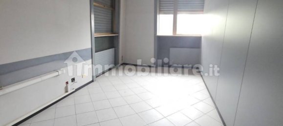 5 rooms Office in Cremona, Italy No. 103813 6