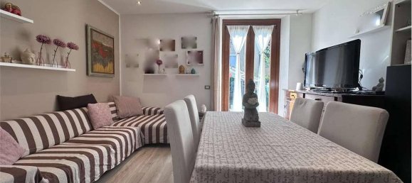 Apartamento de 2 habitaciónes en Domodossola, Italy No. 107798 5