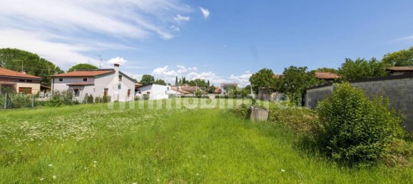 Grundstück in Gorizia, Italy 2392m², Nr. 309907 3