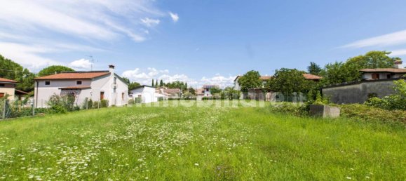 Grundstück in Gorizia, Italy 2392m², Nr. 309907 2