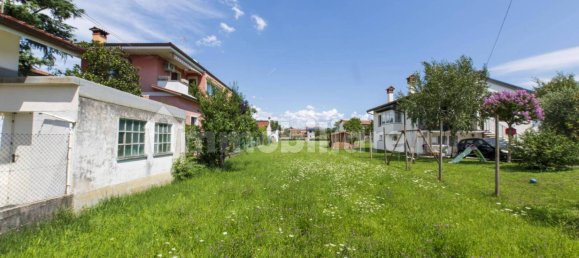 Grundstück in Gorizia, Italy 2392m², Nr. 309907 5