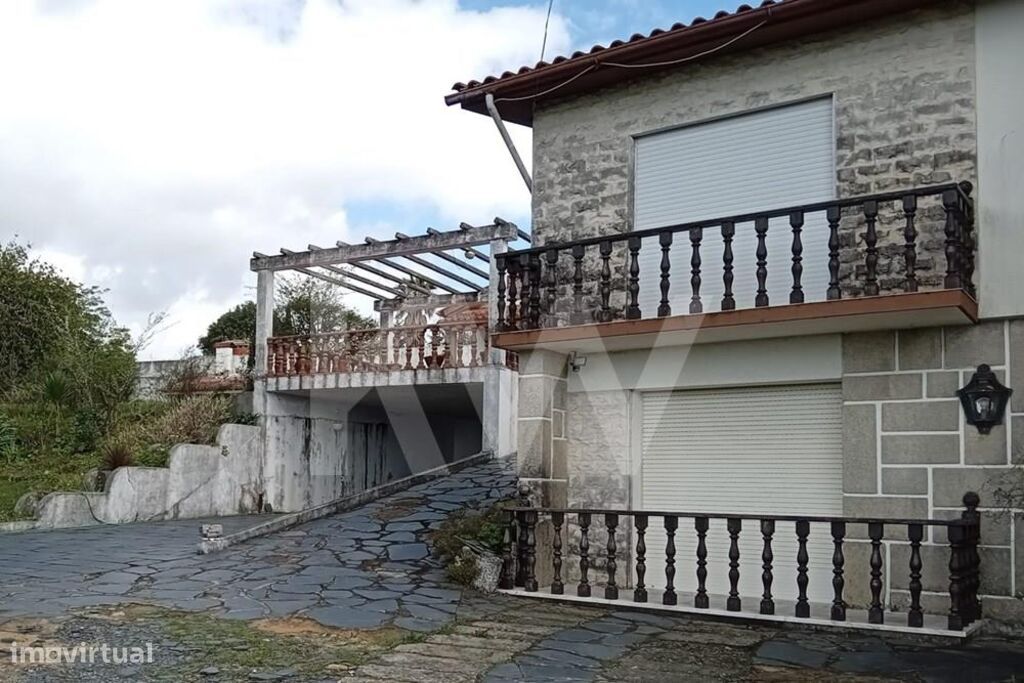 7 bedrooms House in Oliveira de Azemeis, Portugal No. 91896