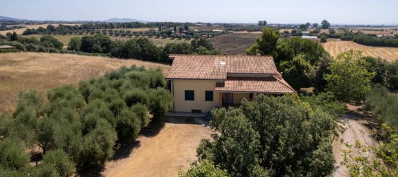 6 غرف نوم فيلا في Montalto di Castro, Italy رقم 119658 4