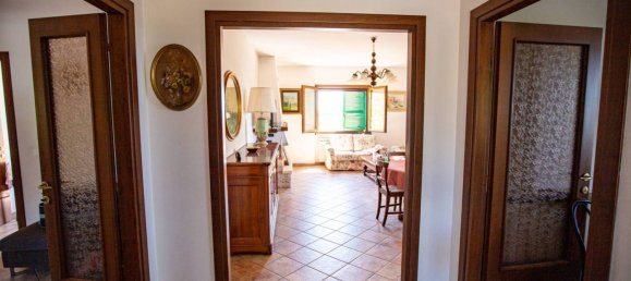 6 غرف نوم فيلا في Montalto di Castro, Italy رقم 119658 3