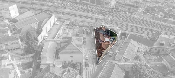 2 Schlafzimmer Haus in Porto, Portugal, Nr. 23660 10