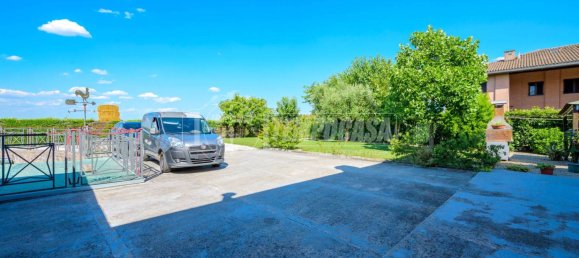 2 bedrooms Apartment in Castenaso, Italy No. 260879 5