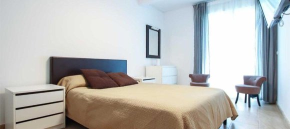 Villa de 4 dormitorios en Marbella, Spain No. 142771 16