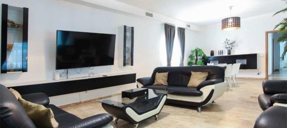 Villa de 4 dormitorios en Marbella, Spain No. 142771 9