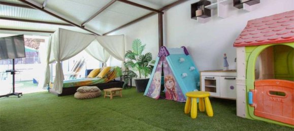 Villa de 4 dormitorios en Marbella, Spain No. 142771 4