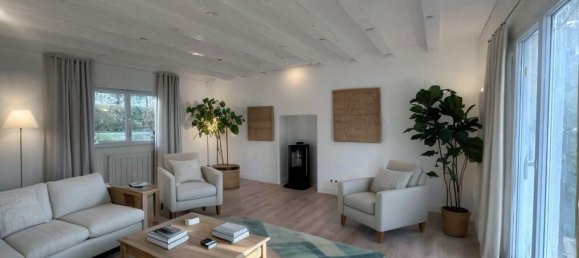 3 bedrooms House in Cheix-en-Retz, France No. 106426 8