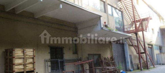 5-salle Entrepôt à Isola del Cantone, Italy No. 357347 2