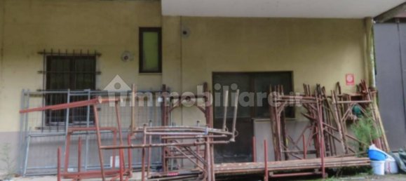 5-salle Entrepôt à Isola del Cantone, Italy No. 357347 3