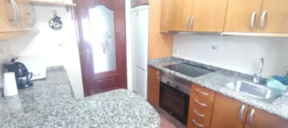 4 bedrooms Apartment in Oviedo, Spain No. 167902 7